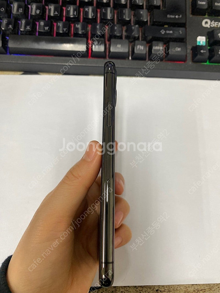 196946 아이폰11프로 그래파이트 외관깔끔 64GB...--5