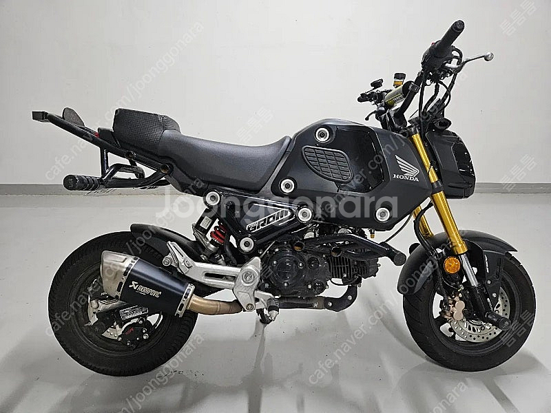 21년식 그롬125 아크라포빅+스턴트셋팅 팝니다.--1