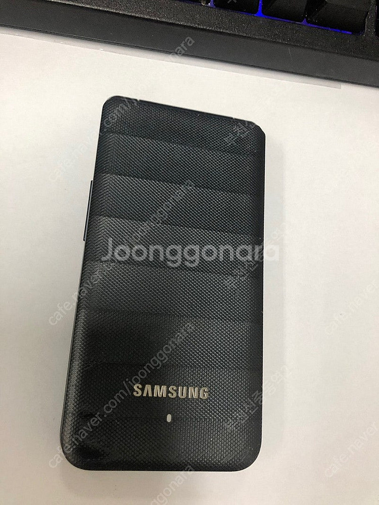 194940 SK 갤럭시폴더1 블랙 외관깔끔 8GB 효...--2