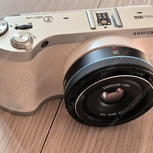 NX300M + 30mm