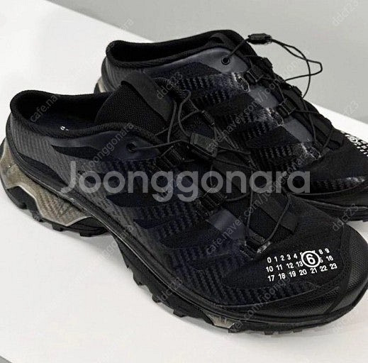 마르지엘라 살로몬 콜라보 저렴히팝니다--0