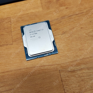 인텔 i7 12700K 판매합니다.