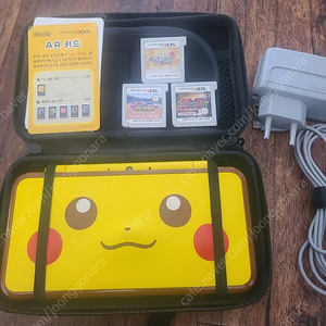 New 2ds xl 피카츄 한정판 (정발판) 팝니다