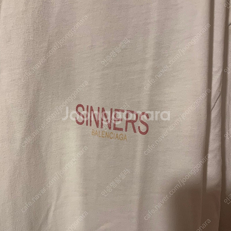 발렌시아가 시너스 반팔 티셔츠 판매 합니다..........지방시,셀린느,톰브라운--4