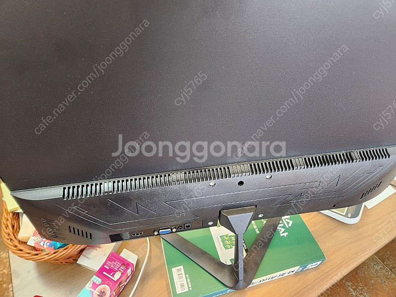 언더독 MB24F75 거의 새거 모니터 두개 개당 5만...--1