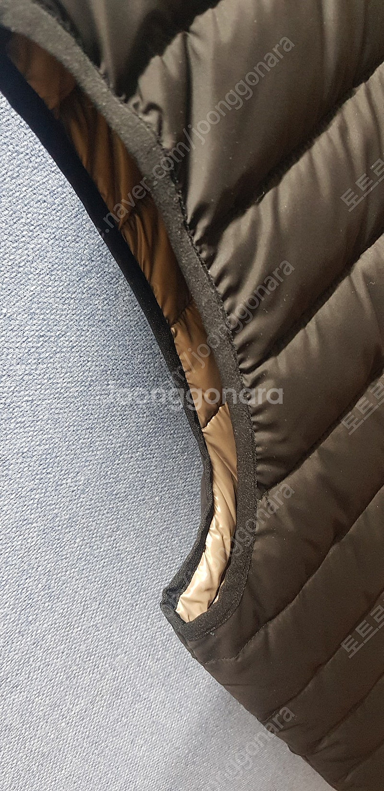 무스너클 조끼 패딩--7