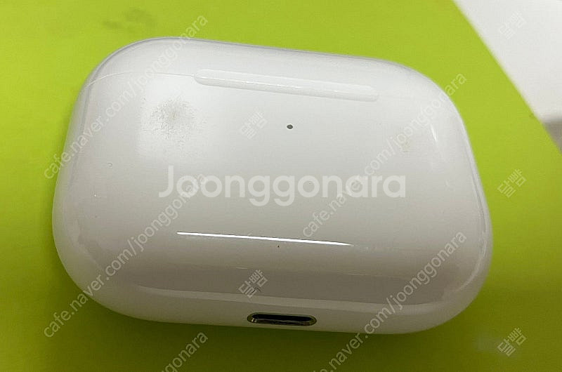 에어팟 프로1 판매합니다.--1