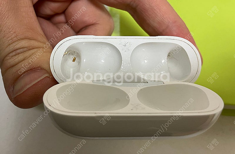 에어팟 프로1 판매합니다.--4