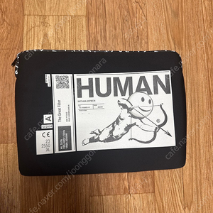 케이스티파이 HUMAN 13인치 노트북파우치 판매합니다.