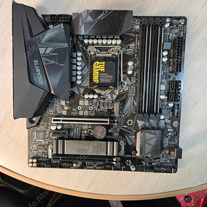 기가바이트 Z490M GAMING X) 메인보드