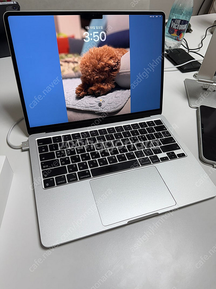 맥북 에어 M2 13인치 램 8GB / SSD 256G...--3