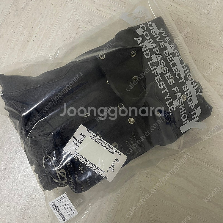 로레일즈 워싱 크롭 맨투맨--4