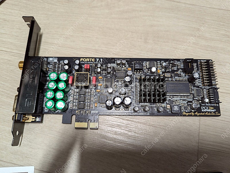 오젠텍 AuzenTech AUZEN X-Fi Forte...--1