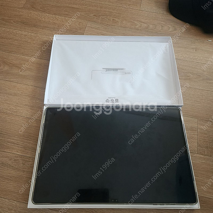 갤탭S8 울트라 5G 128G 팝니다.--1