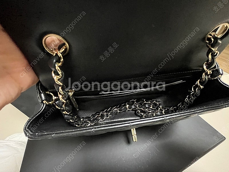 샤넬 클래식 램스킨 뉴미니 블랙--4