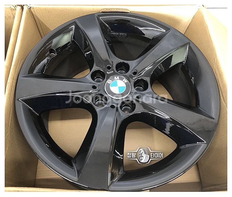 BMW E70 X5 18인치 순정 흠집없는 블랙 휠--1