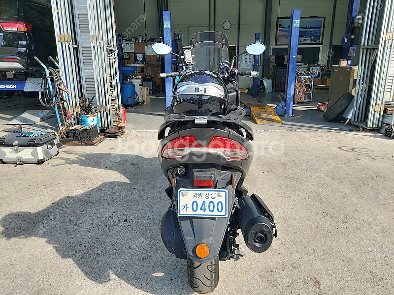 버그만 400 블랙컬러 팝니다.--4