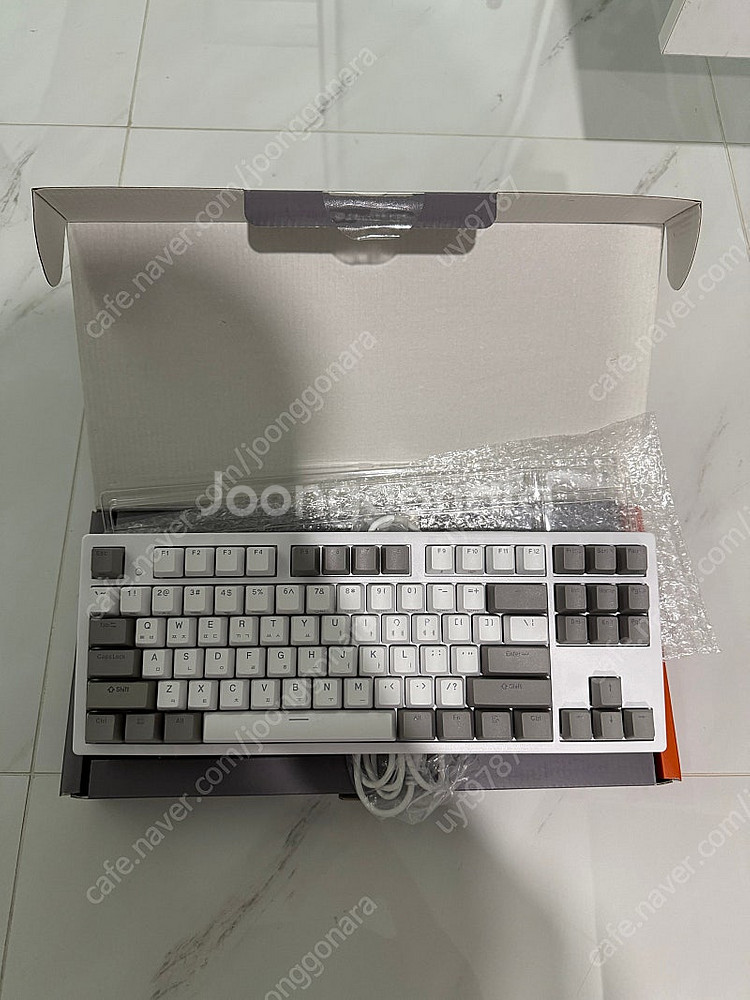 콕스 엔데버 무접점 35g 화이트--0