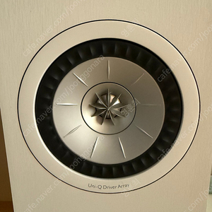 kef q150 화이트 (그릴 포함)