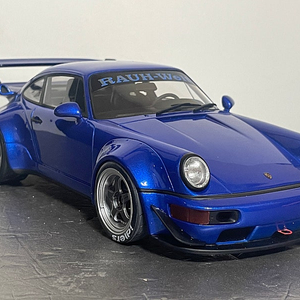 1:18 GT스피릿 964RWB 그린,레드,블루 귀한 레진 다이캐스트 팝니다.