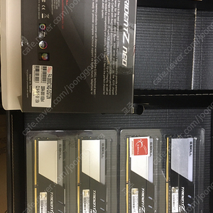 지스킬 3800 CL14 트라이던트 Z 네오 (G.SKILL DDR4-3800 CL14 TRIDENT Z NEO) 쿼드킷 (8G*4) 팝니다