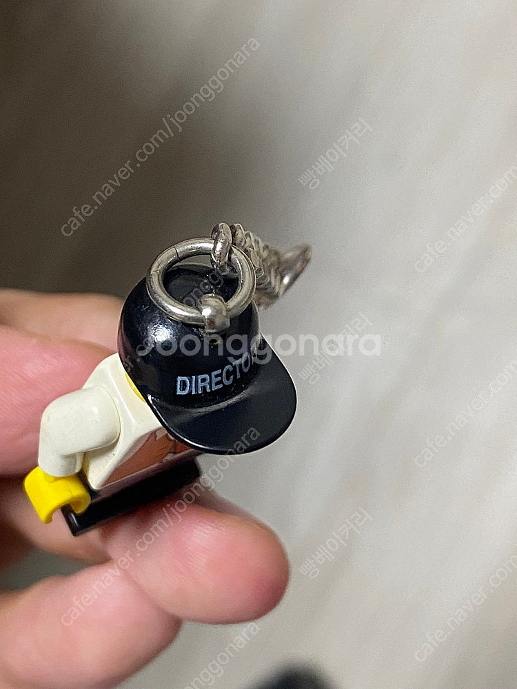 올드레고 디렉터 미니피규어 키링--2