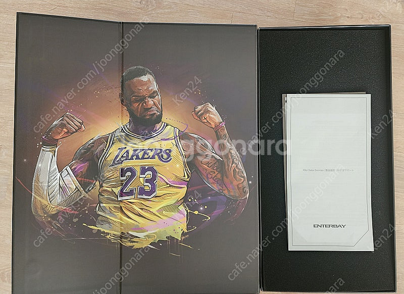 엔터베이NBA 르브론 제임스(레이커스) 판매합니다--1