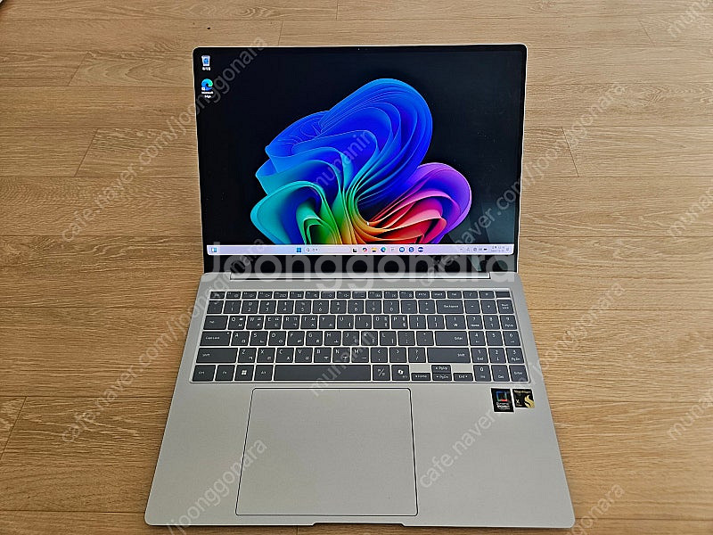 갤럭시북4 엣지 16인치 최상급 1tb NT960X--7