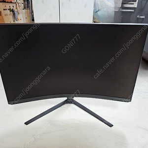 삼성 오디세이 Neo G8 S32BG850N 4K 240Hz 판매 합니다.