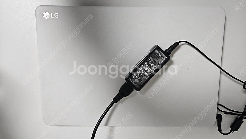 LG 노트북 15U590 판매합니다.--1