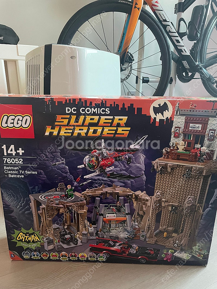 76052 슈퍼히어로 배트케이브 팝니다.--0