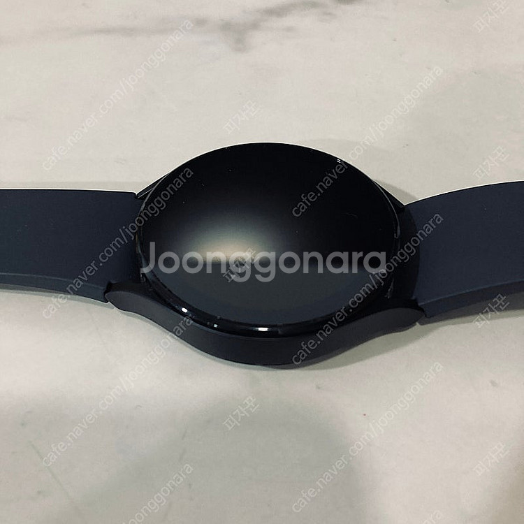 갤럭시 워치5 블랙 44mm 액정s급 케이블포함 8만원...--2