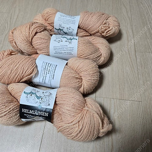 뜨개실 Idän Kehräämö - Helmiäinen Sport Dream - 라이트 피치 100g 4개