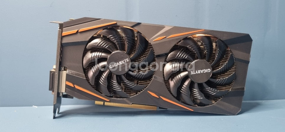 [판매] 기가바이트 RX580 8G 게이밍/어로스 판매...--1