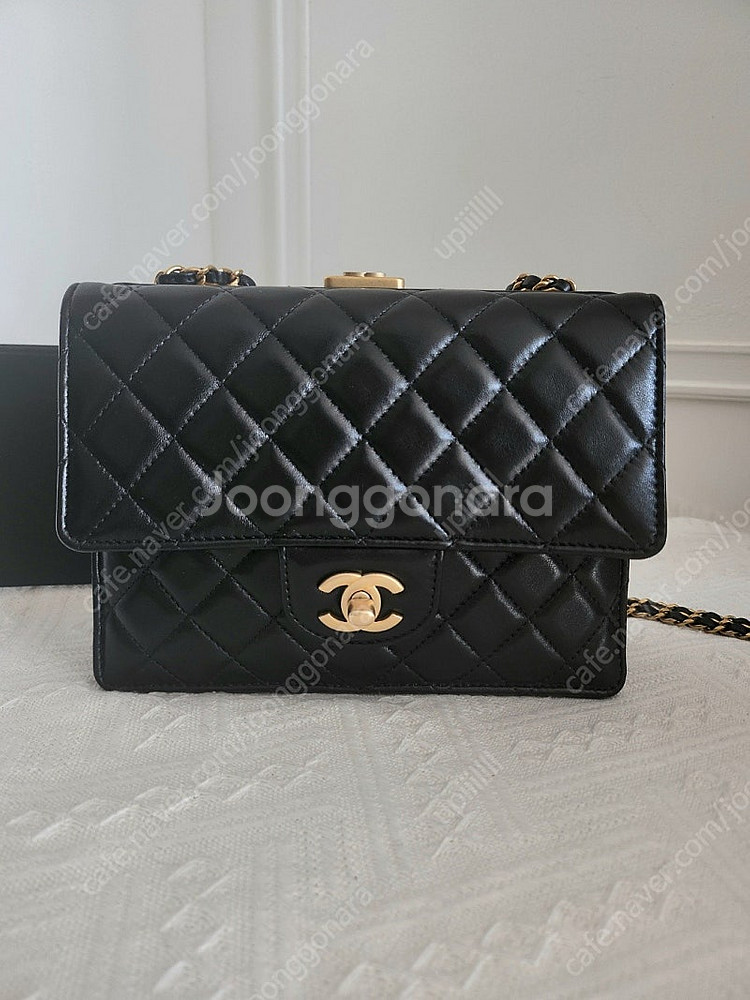 샤넬 클래식 이브닝 백 블랙 빈티지골드(24년)--1