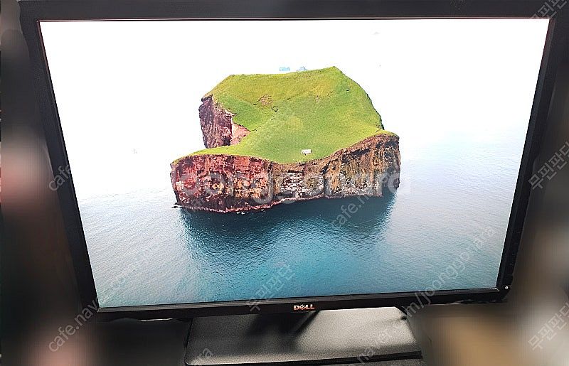DELL 24인치 피벗 LED 모니터 U2413 팝니다--0