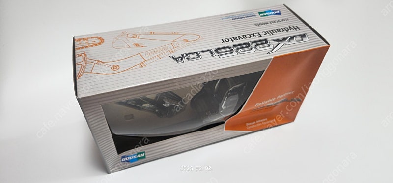 1:40 두산인프라코어 DX225LCA (단순개봉품)