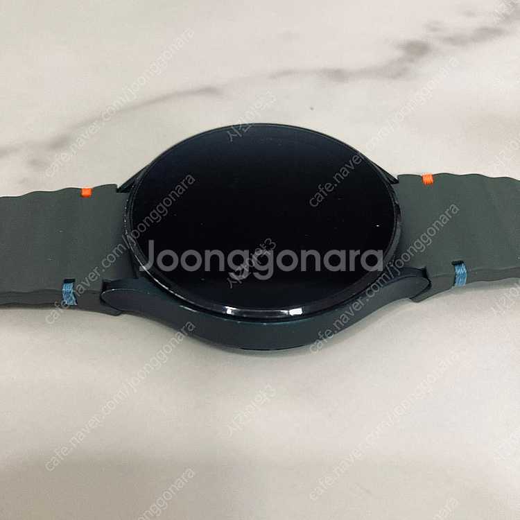 갤럭시 워치4 블랙 44mm 깨끗한기기 케이블포함 7만...--2