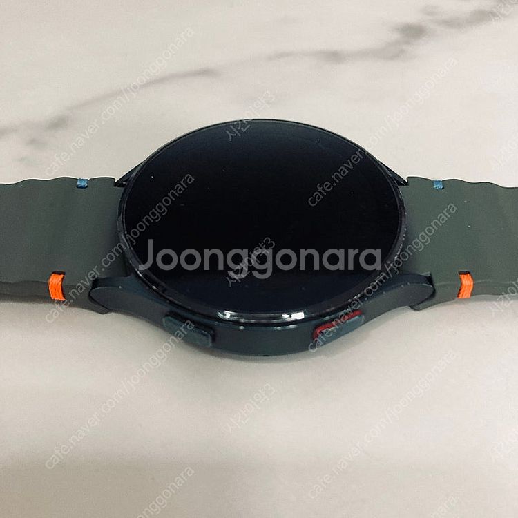 갤럭시 워치4 블랙 44mm 깨끗한기기 케이블포함 7만...--3