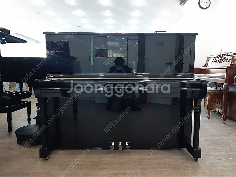 야마하 U1H 블랙 유광 업라이트 초특가로 판매합니다!...--0