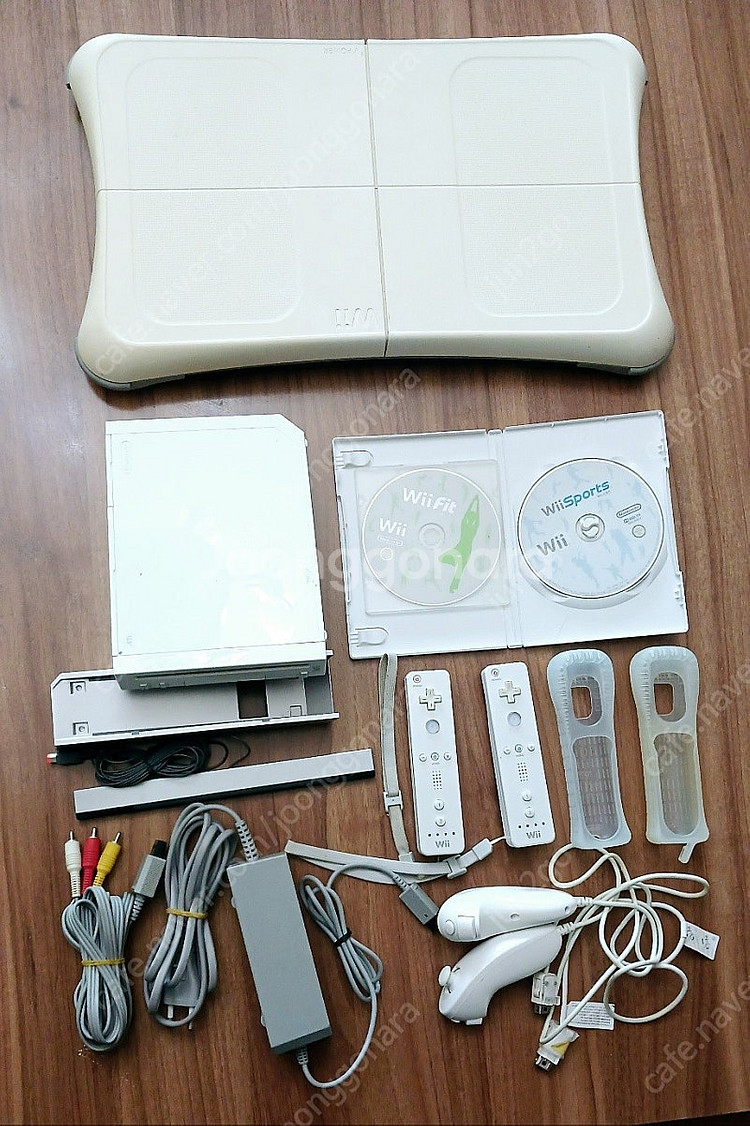 닌텐도 위 wii 2인세트 판매 (밸런스보드 포함)--1