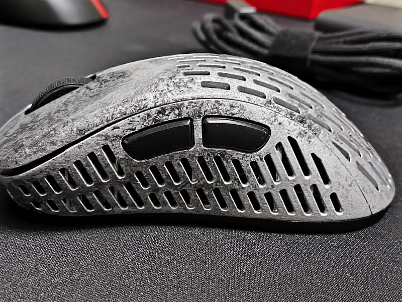 펄사 xlite v1 무선 게이밍 마우스 개인 도색 pulsar--1