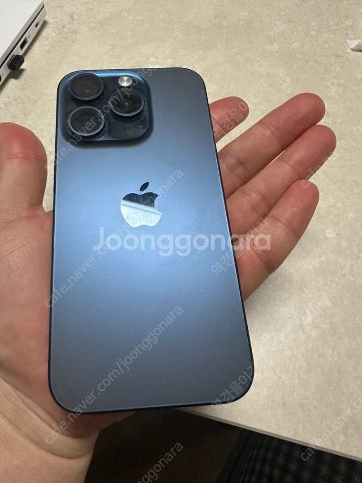 아이폰15pro 128기가 티다늄블루 팝니다.--0