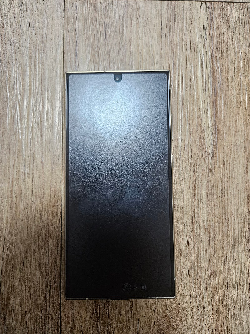 갤럭시S24 울트라 256기가 자급제 미사용 팝니다--0