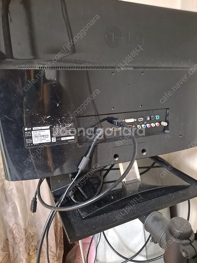 LG 25인치 모니터 6만원에 팝니다--0