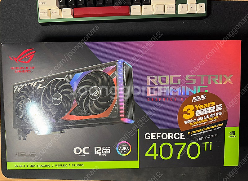 ASUS RTX 4070 TI STRIX O12G--1