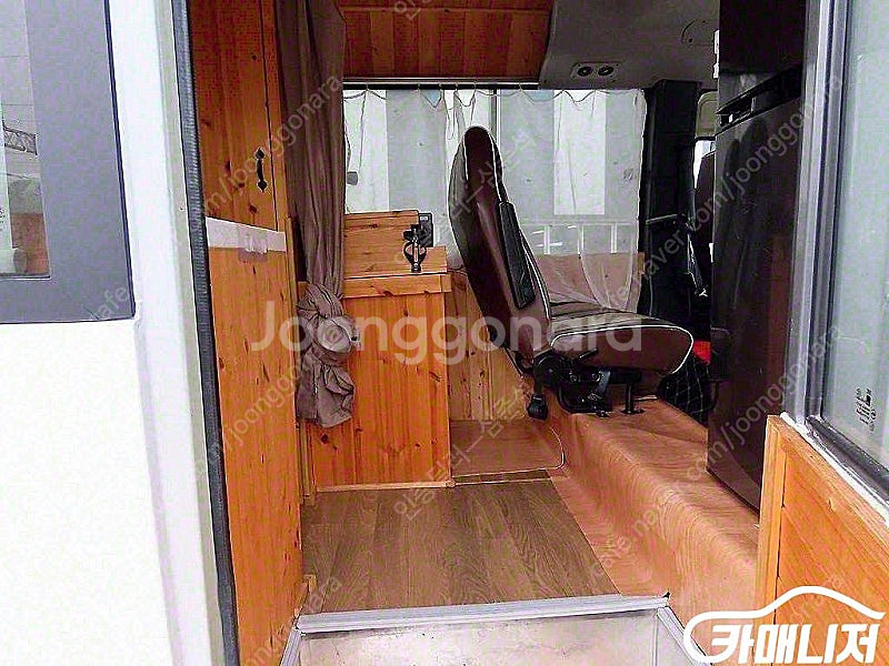 [중대형버스]카운티(e) 캠핑카 중고차 판매합니다--5