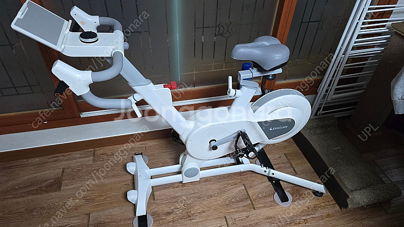 이고진 MTB308A 즈위프트 실내 자전거 판매합니다.--0
