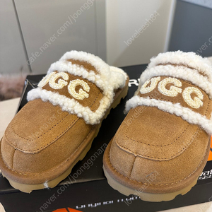 호주 UGG 슬리퍼 36/5L (220~225)