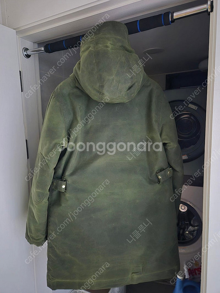 마니팟츄라 체카렐리 왁스코튼구스다운파카--1